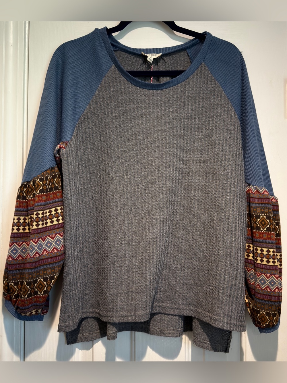 NWT Women's Umgee Boho Long Sleeve Colorful Blouse Balloon Sleeves Size S Grey